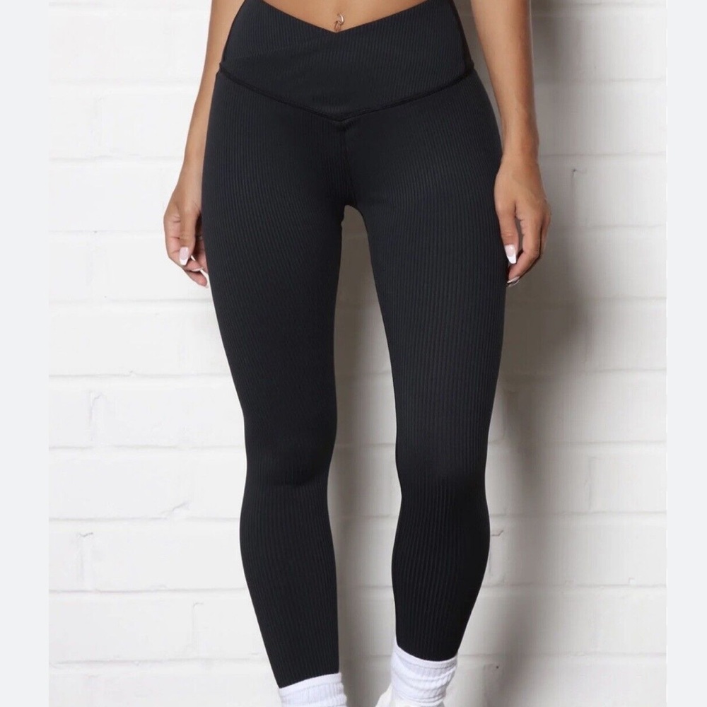 Sport core ribbed cross front active leggings